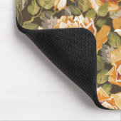 黄色バラのヴィンテージの花パターン マウスパッド (コーナー)