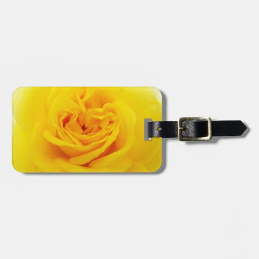 黄色バラの花のクローズアップ ラゲッジタグ (正面横)