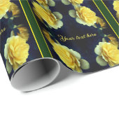 黄色バラの花の開花 パーソナライズされた ラッピングペーパー (ロールコーナー)