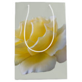 黄色バラ花びら ミディアムペーパーバッグ (正面)