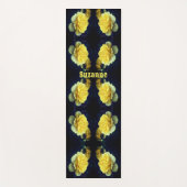 黄色バラ花イン開花抽象芸術 パーソナライズされた ヨガマット (正面)