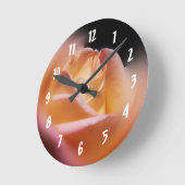 黄色バラ芽花 ラウンド壁時計 (傾斜)