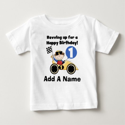 黄色パーソナライズされたレース車1st誕生日Tシャツ ベビーTシャツ (正面)