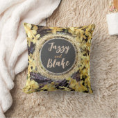 黄色フローラリースの輝パーソナライズされたき クッション (ブランケット)