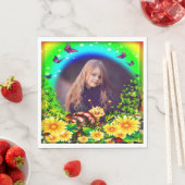 黄色フローラ蝶とカタツムリの写真誕生日 スタンダードランチョンナプキン (インサイチュ)