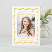 黄色モダンの波状フレーム2写真の卒業 案内状 (スタンド正面)
