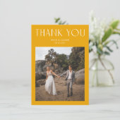 黄色モダン写真結婚のサンキューカード サンキューカード (スタンド正面)