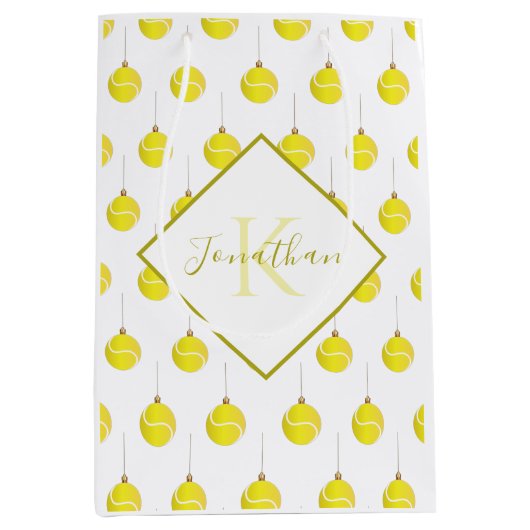 黄色モノグラムのテニスボールオーナメントクリスマス ミディアムペーパーバッグ (正面)