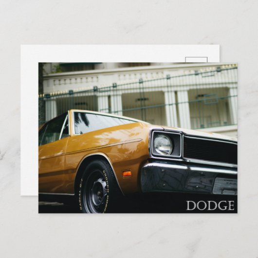 黄色ヴィンテージのダッジ ポストカード (正面/裏面)