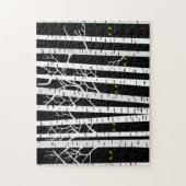 黄色不気味ハロウィーンの目の樺の木林 ジグソーパズル (縦)