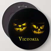 黄色不気味パーソナライズされたと黒のカボチャ顔 缶バッジ (正面&裏面)