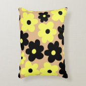 黄色名門私立校風の黒ヒッピー花柄 アクセントクッション (正面(垂直))