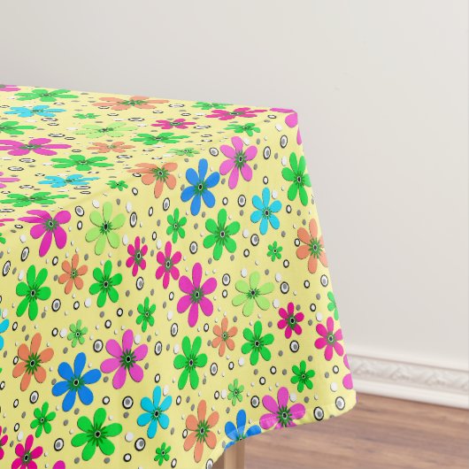 黄色数々のに鮮やかな色のカモミールの花 テーブルクロス (インサイチュ)
