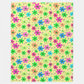 黄色数々のに鮮やかな色のカモミールの花 フリースブランケット (正面)