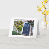 黄色素朴と赤のバラ付き木製ドア カード (黄色い花)