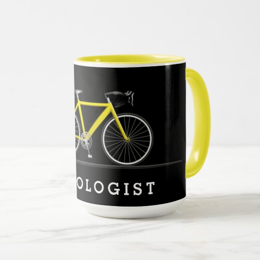 黄色自転車を持つ嚢胞学者文字 マグカップ (正面右)