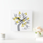 黄色、灰色のラブバードさくらんぼの木と花 スクエア壁時計 (ホーム)