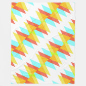 黄色、赤、カデットの青い三角形 フリースブランケット (正面)