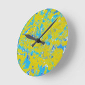 黄色、青、白の渦巻き ラウンド壁時計 (傾斜)
