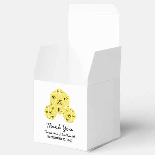 黄色D20サイコロ結婚式の引き出物ボックス フェイバーボックス (オープン)