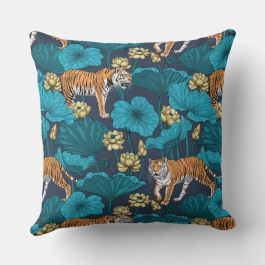 黄蓮池の虎 クッション (裏面)