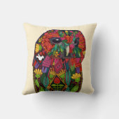 黄褐色のフクロウクリーム クッション (裏面)