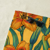 黄褐色の白蓮の花、青と黄色 ビーチタオル (インサイチュ)