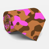 黄褐色、ピンク、茶色の迷彩模様 ネクタイ (ロール)