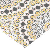 黄金と木炭のマンダラパターン ミディアムテーブルランナー (コーナー)