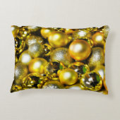 黄金と黄色のクリスマスボールクラスター アクセントクッション (裏面)