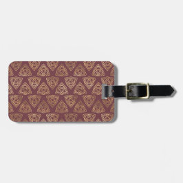 黄金のケルト結び目模様の列を持つバーガンディーピンク ラゲッジタグ
