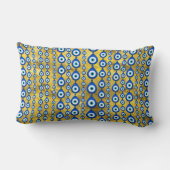 黄金のテクスチャ上の邪悪なアイパターン ランバークッション (裏面)