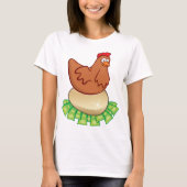 黄金の卵を抱えている鶏 Tシャツ (正面)