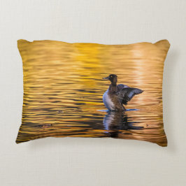 黄金の湖の黄金の目 アクセントクッション