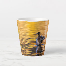 黄金の湖の黄金の目 カフェラテマグ