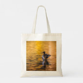 黄金の湖の黄金の目 トートバッグ (裏面)