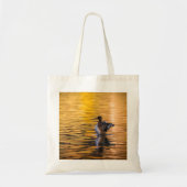 黄金の湖の黄金の目 トートバッグ (正面)