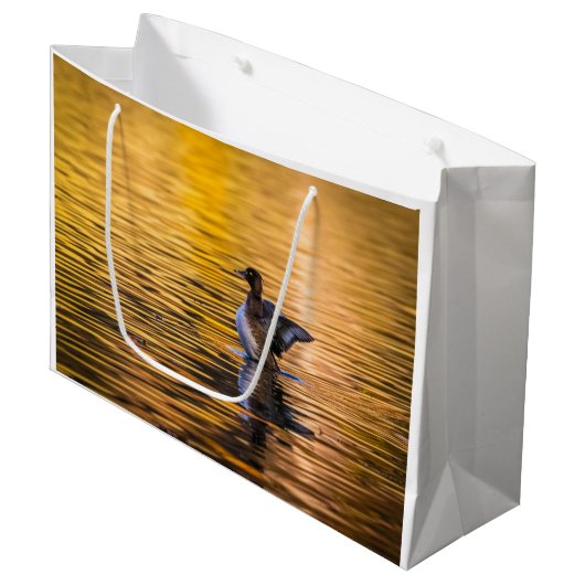 黄金の湖の黄金の目 ラージペーパーバッグ (正面アングル)