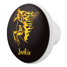 黄金の炎の馬名前をカスタムする