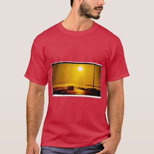 黄金の特大 Tシャツ (正面)