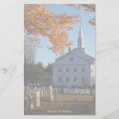 黄金の秋の葉と教会と墓地 便箋 (正面)