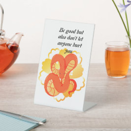 黄金の花を飾る赤蛇» | ユニーク&ラグジュアリー 台座サイン