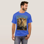 黄金の高地 – 子牛の恵み Tシャツ (正面フル)