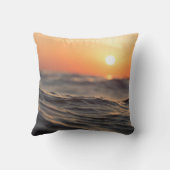 黄金時間の水面 クッション (裏面)