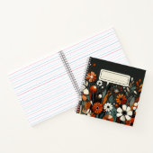 黄金素朴のアクセントを持つオレンジ色の野草 ノートブック (内部)