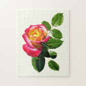 黄金色の中心を持つ赤いバラ ジグソーパズル (縦)