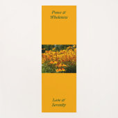 黄金色の花、独自のイメージと文字 ヨガマット (正面)