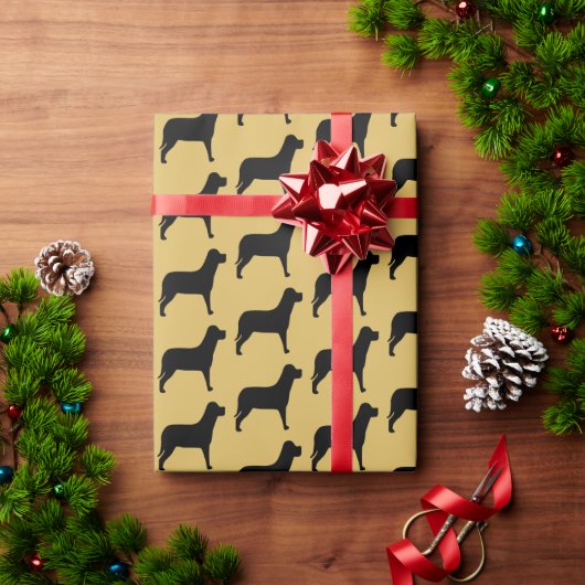黄霧色の背景の黒犬 ラッピングペーパー (クリスマスギフト)