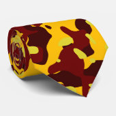 黄鮮やか色、ダークマルーン、ブルゴーニュ・カモフラージュ ネクタイ (ロール)