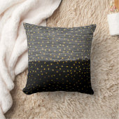 黒いおよび灰色の金ゴールドの三角形 クッション (ブランケット)